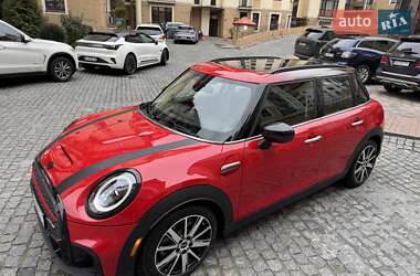 Хетчбек MINI Cooper 2023 в 