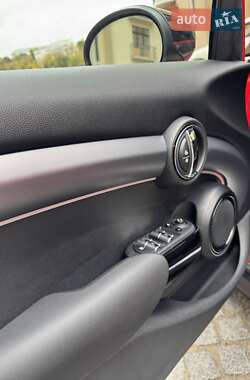 Хетчбек MINI Cooper 2023 в 
