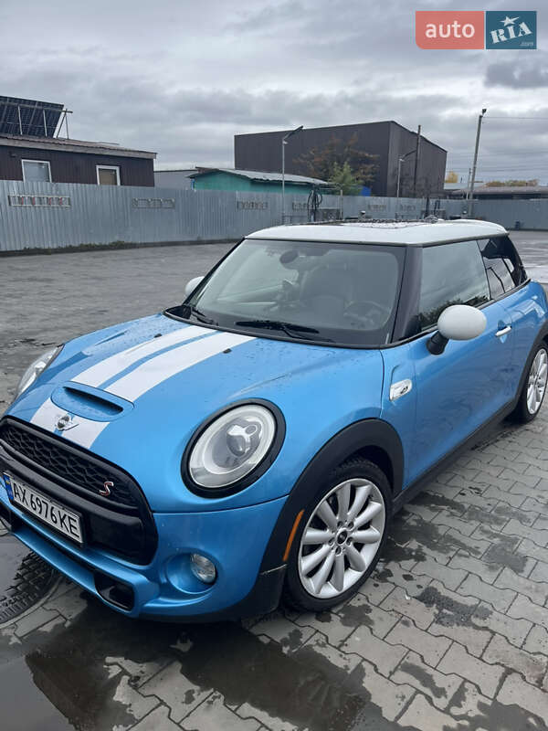 Хэтчбек MINI Cooper 2014 в Киеве фото 2 Хэтчбек MINI Cooper 2014 в Киеве
