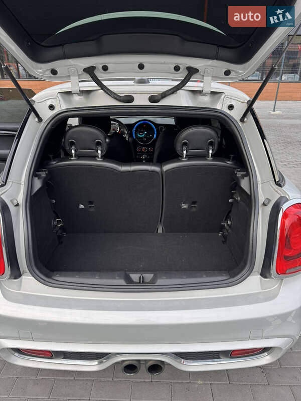 Хэтчбек MINI Cooper 2017 в Киеве фото 10 Хэтчбек MINI Cooper 2017 в Киеве