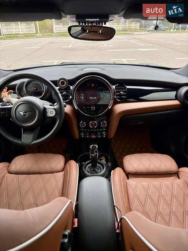 Хэтчбек MINI Cooper 2021 в Киеве