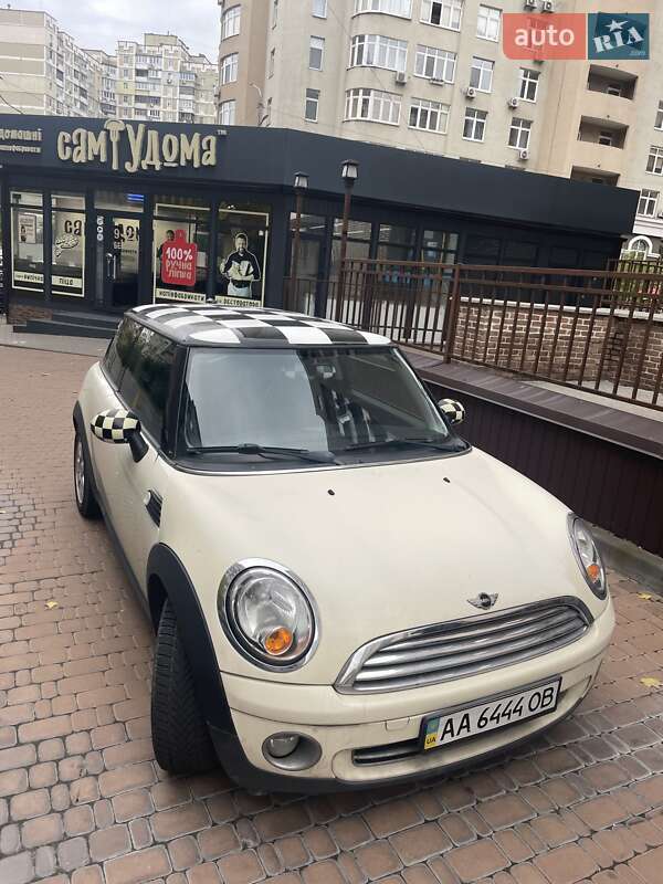Хетчбек MINI Cooper 2007 в Києві