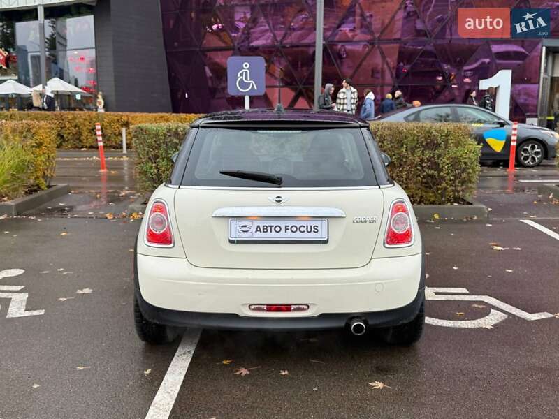 Хэтчбек MINI Cooper 2012 в Киеве фото 5 Хэтчбек MINI Cooper 2012 в Киеве