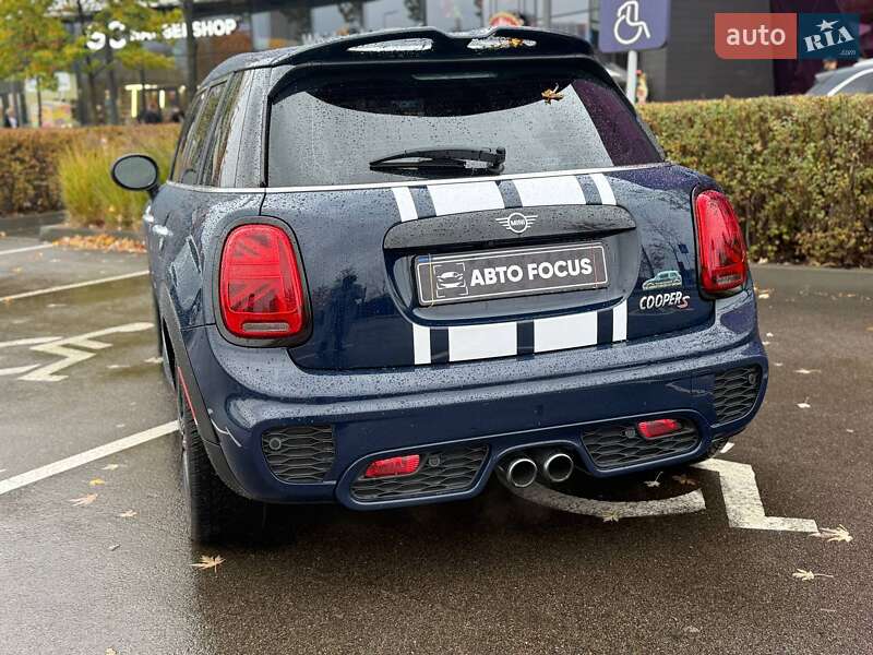 Хэтчбек MINI Cooper 2018 в Киеве