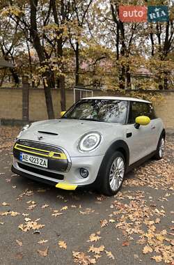 Хетчбек MINI Cooper 2020 в Новомосковську