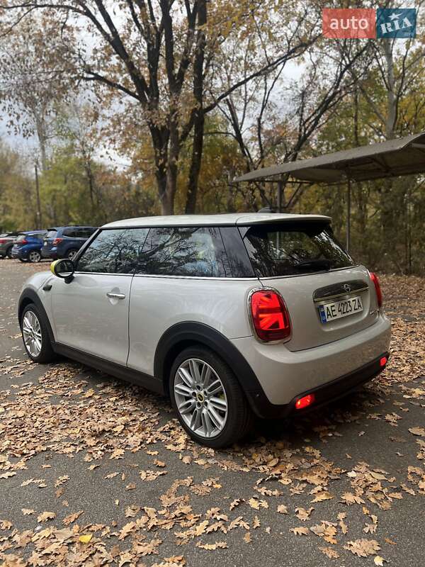 Хэтчбек MINI Cooper 2020 в Новомосковске