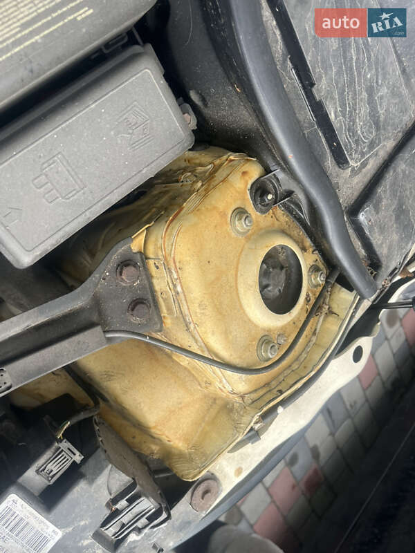 Хэтчбек MINI Cooper 2010 в Хмельницком фото 15 Хэтчбек MINI Cooper 2010 в Хмельницком