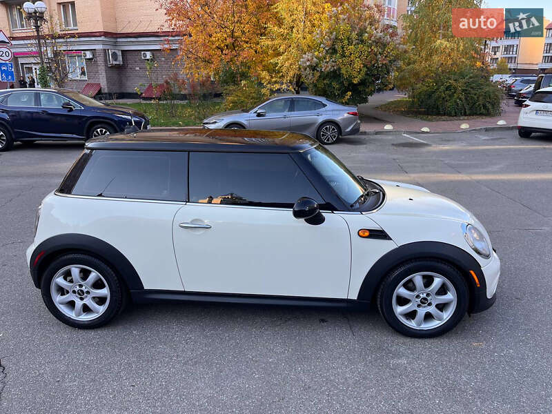 Хетчбек MINI Cooper 2013 в Києві фото 9 Хетчбек MINI Cooper 2013 в Києві