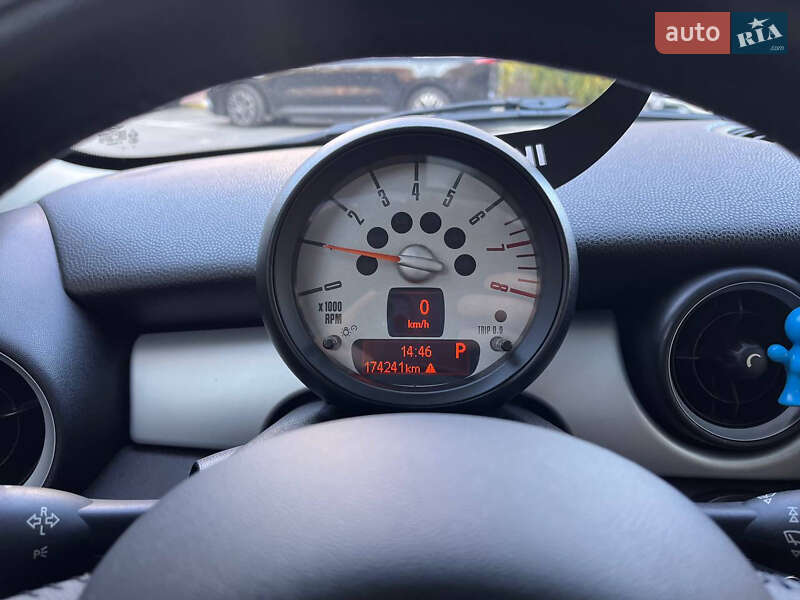 Хетчбек MINI Cooper 2013 в Києві фото 17 Хетчбек MINI Cooper 2013 в Києві