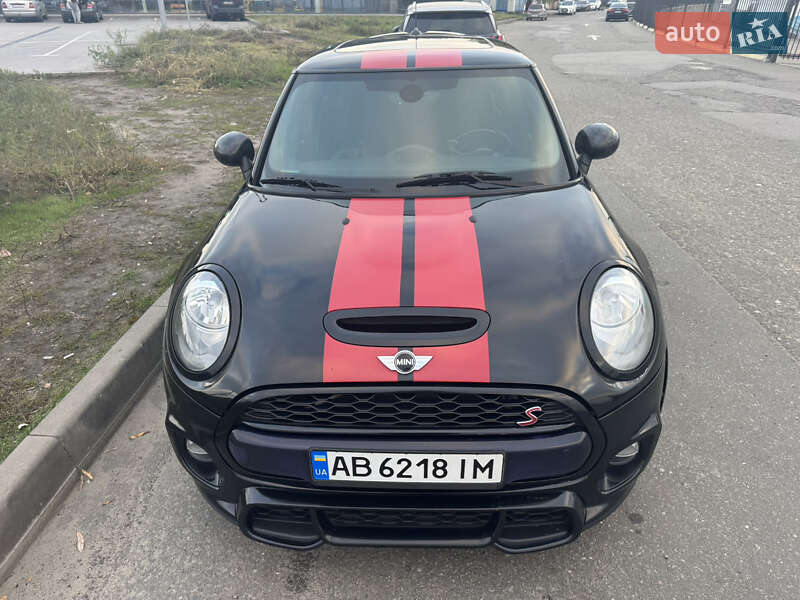 Хетчбек MINI Cooper 2016 в Києві