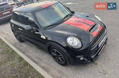 Хетчбек MINI Cooper 2016 в Києві