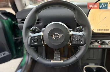 Хетчбек MINI Cooper 2024 в Києві