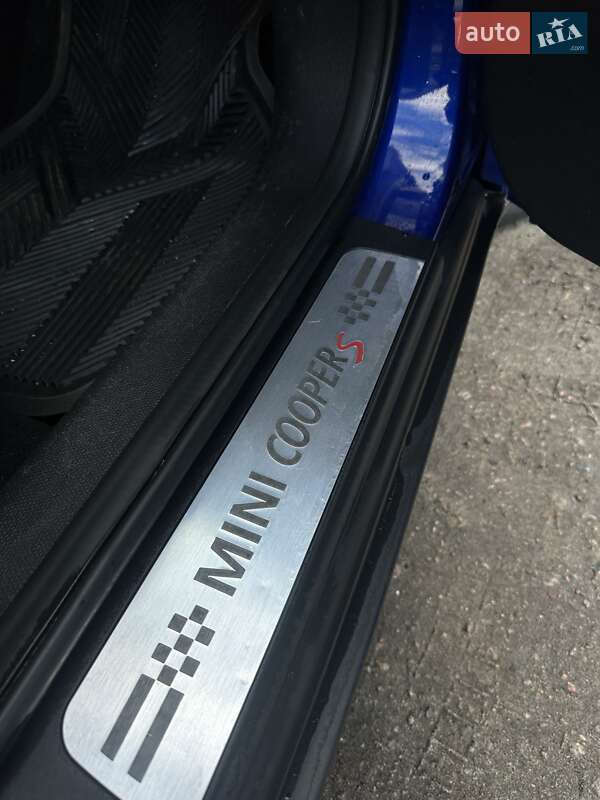 Хетчбек MINI Cooper 2016 в Сумах фото 16 Хетчбек MINI Cooper 2016 в Сумах