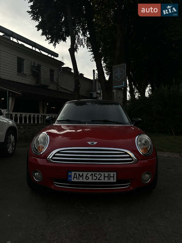 Хетчбек MINI Cooper 2009 в Житомирі фото 27 Хетчбек MINI Cooper 2009 в Житомирі