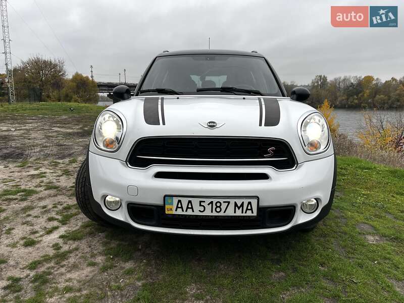 Позашляховик / Кросовер MINI Cooper 2016 в Києві фото 2 Позашляховик / Кросовер MINI Cooper 2016 в Києві