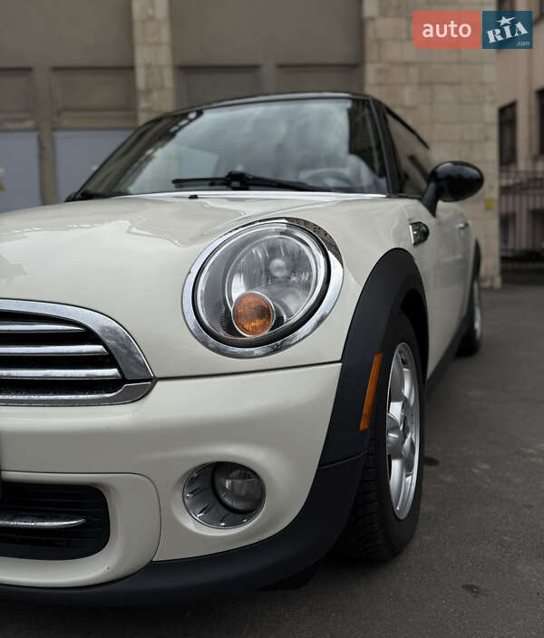 Хетчбек MINI Cooper 2011 в Харкові