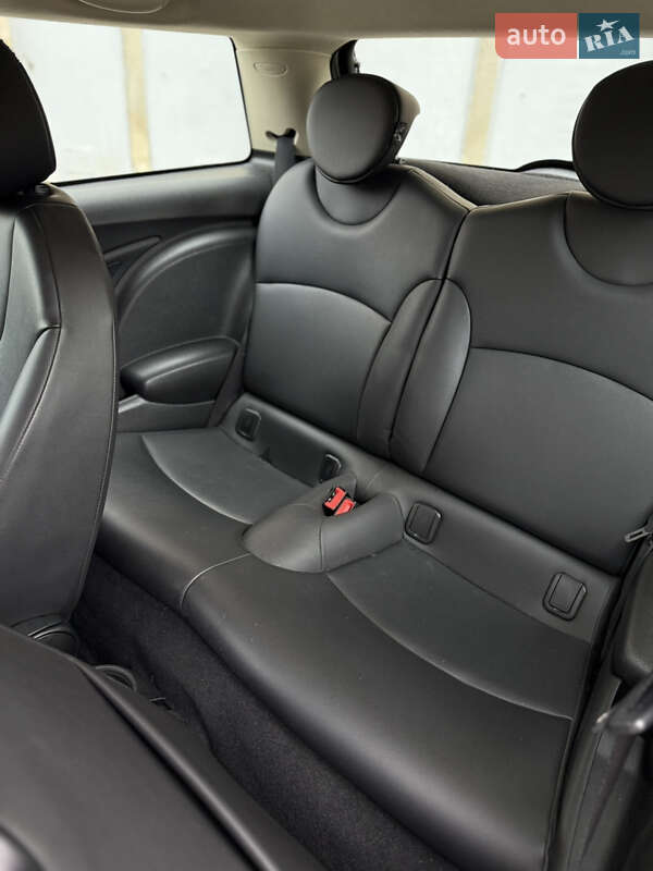 Хетчбек MINI Cooper 2011 в Харкові