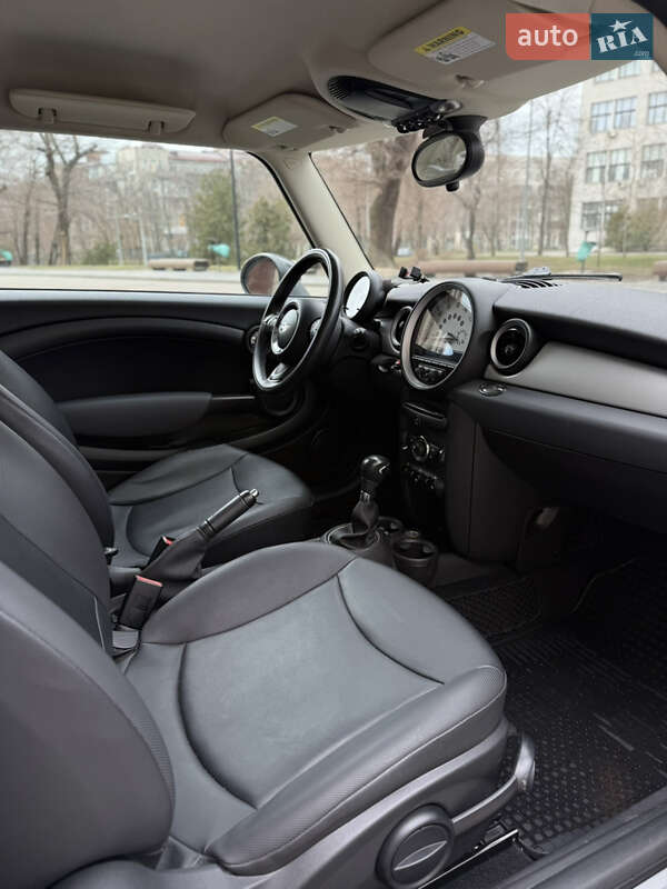 Хетчбек MINI Cooper 2011 в Харкові