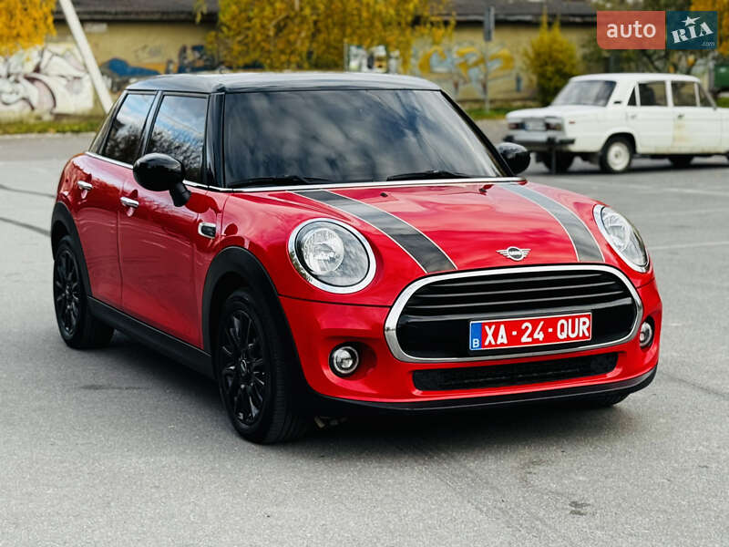 Хетчбек MINI Cooper 2020 в Здолбуніві