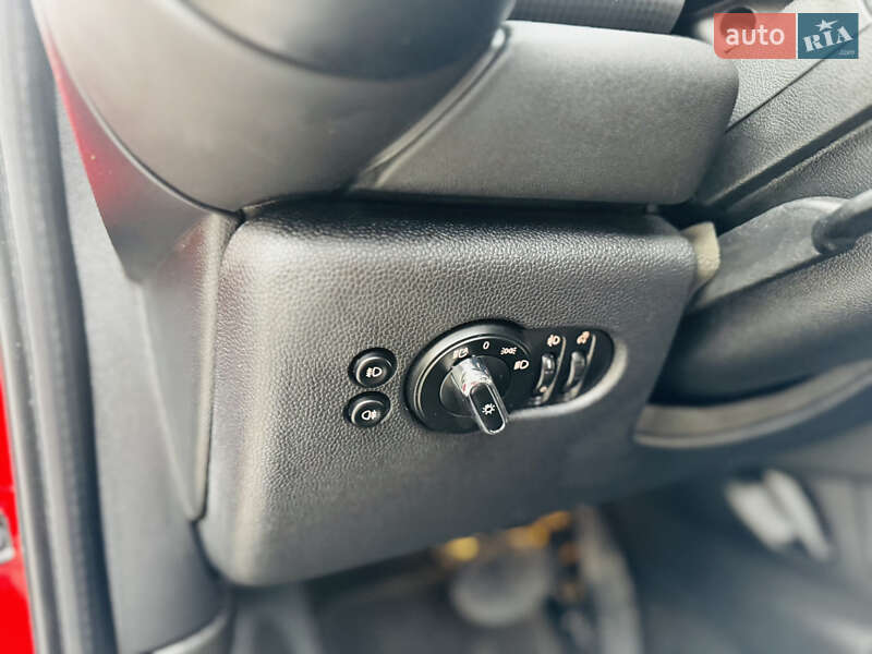 Хетчбек MINI Cooper 2020 в Здолбуніві