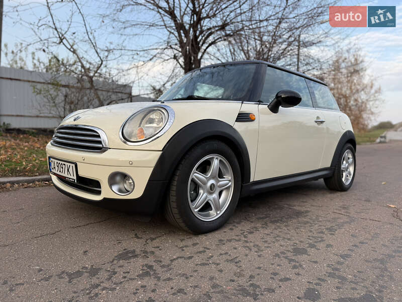 Хетчбек MINI Cooper 2007 в Києві фото 2 Хетчбек MINI Cooper 2007 в Києві