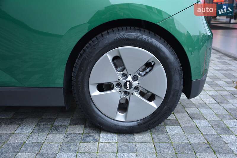 Хэтчбек MINI Cooper 2024 в Киеве фото 10 Хэтчбек MINI Cooper 2024 в Киеве