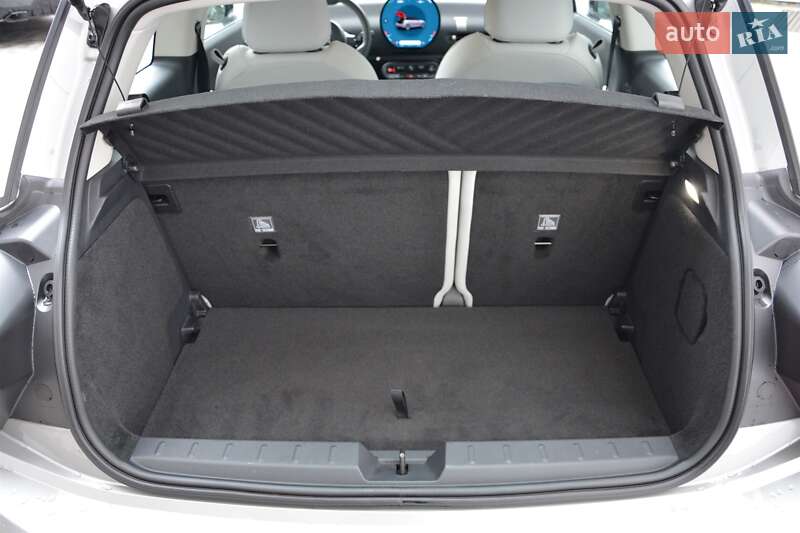 Хэтчбек MINI Cooper 2024 в Киеве