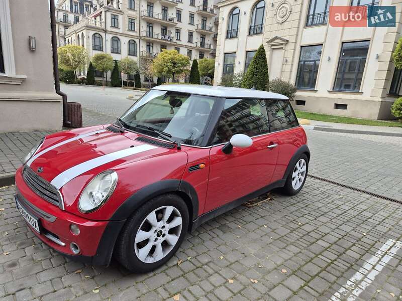 Хэтчбек MINI Cooper 2005 в Одессе