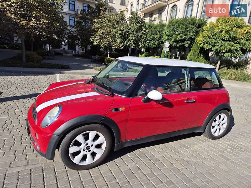MINI Cooper 2005