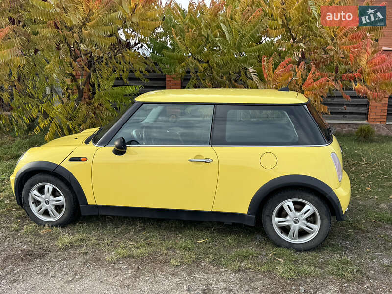 Хэтчбек MINI Cooper 2005 в Киеве