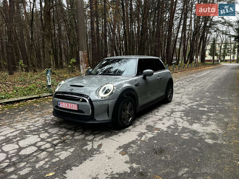 Хэтчбек MINI Cooper 2022 в Виннице