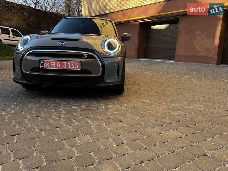 Хэтчбек MINI Cooper 2022 в Виннице