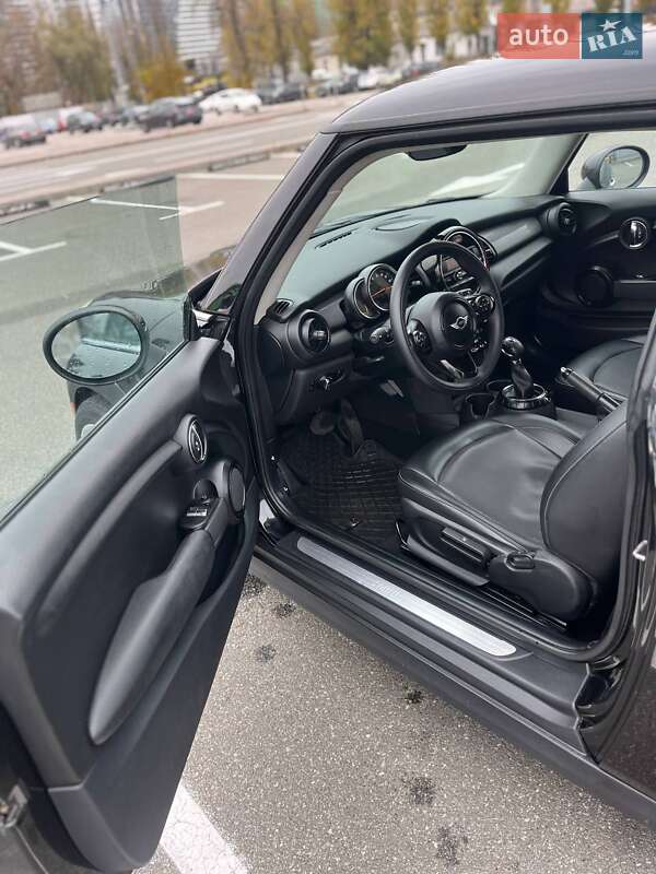 Хэтчбек MINI Cooper 2015 в Киеве фото 2 Хэтчбек MINI Cooper 2015 в Киеве