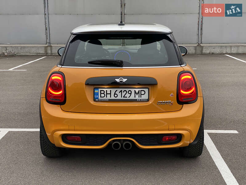 Хэтчбек MINI Cooper 2015 в Киеве