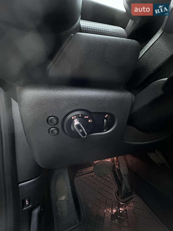 Хетчбек MINI Cooper 2015 в Києві