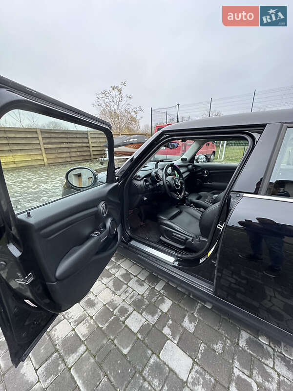 Хетчбек MINI Cooper 2015 в Києві