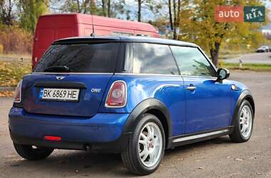 Хэтчбек MINI Cooper 2008 в Ровно