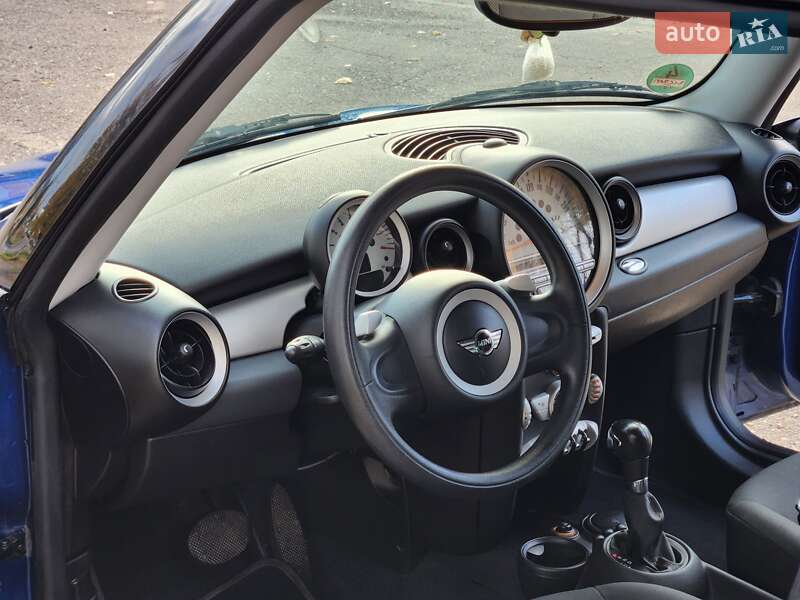 Хэтчбек MINI Cooper 2008 в Ровно фото 17 Хэтчбек MINI Cooper 2008 в Ровно