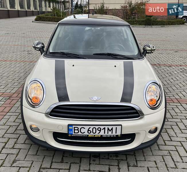 Хэтчбек MINI Cooper 2011 в Золочеве