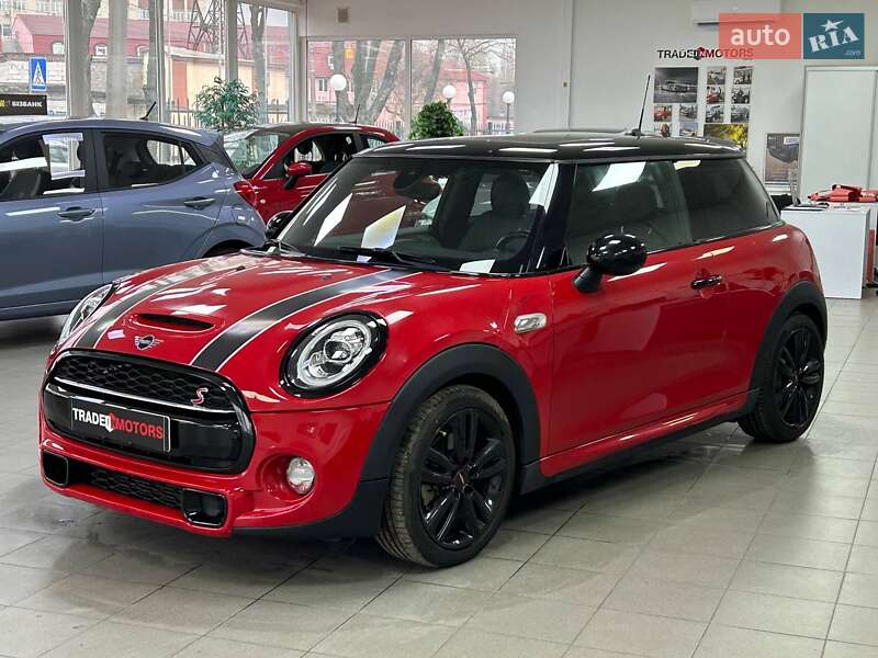 Хетчбек MINI Cooper 2018 в Києві