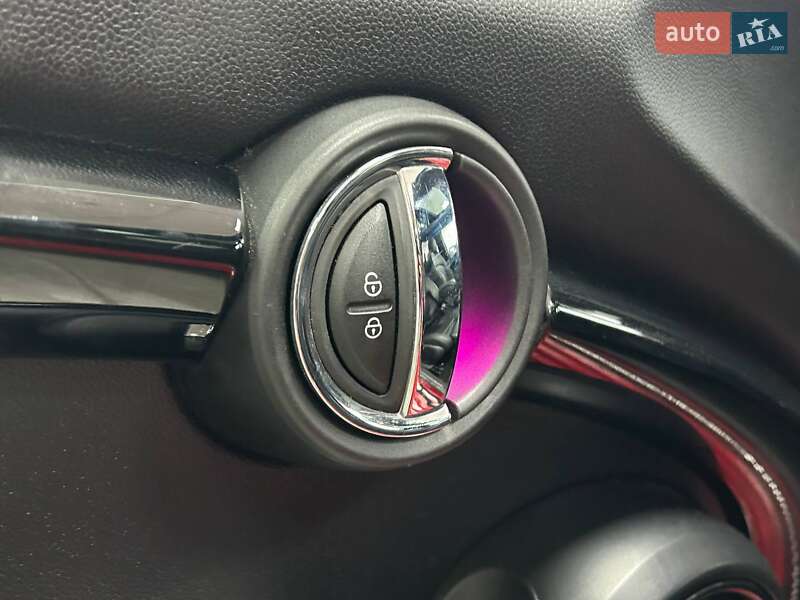 Хетчбек MINI Cooper 2018 в Києві