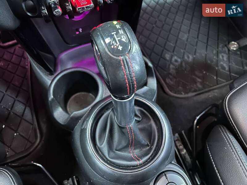 Хетчбек MINI Cooper 2018 в Києві