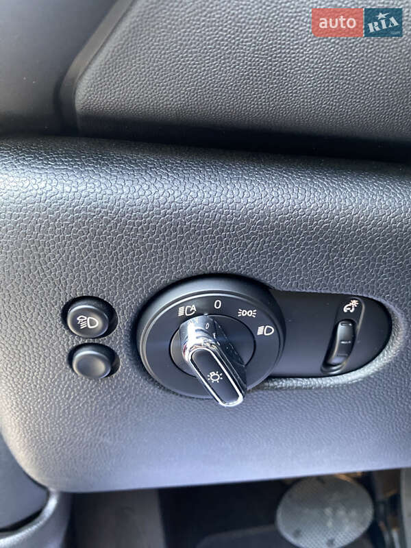 Хетчбек MINI Cooper 2021 в Києві фото 16 Хетчбек MINI Cooper 2021 в Києві