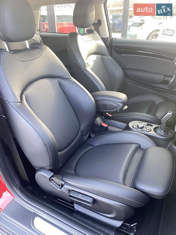 Хетчбек MINI Cooper 2021 в Києві фото 19 Хетчбек MINI Cooper 2021 в Києві