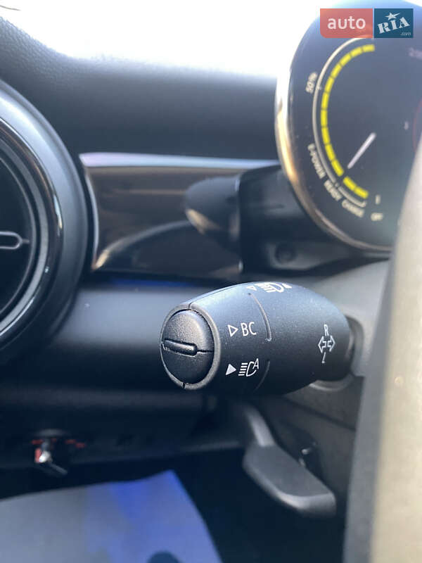 Хетчбек MINI Cooper 2021 в Києві фото 24 Хетчбек MINI Cooper 2021 в Києві