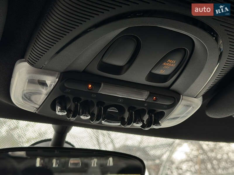 Хэтчбек MINI Cooper 2015 в Киеве