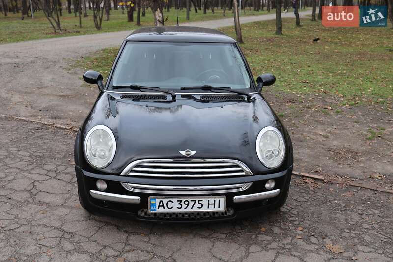 Хэтчбек MINI Cooper 2002 в Кривом Роге фото 7 Хэтчбек MINI Cooper 2002 в Кривом Роге