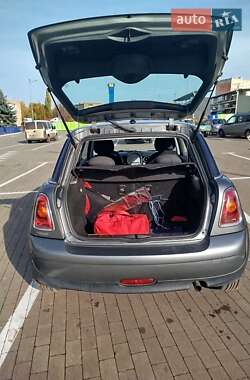 Хэтчбек MINI Cooper 2009 в Прилуках
