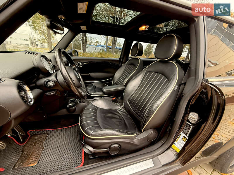 Хэтчбек MINI Cooper 2010 в Харькове