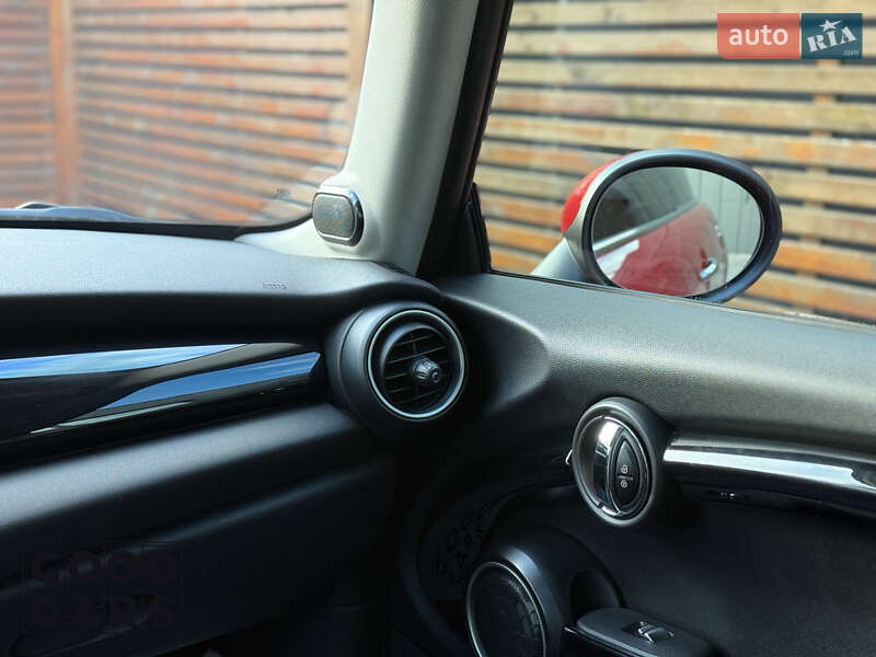 Хэтчбек MINI Cooper 2015 в Одессе